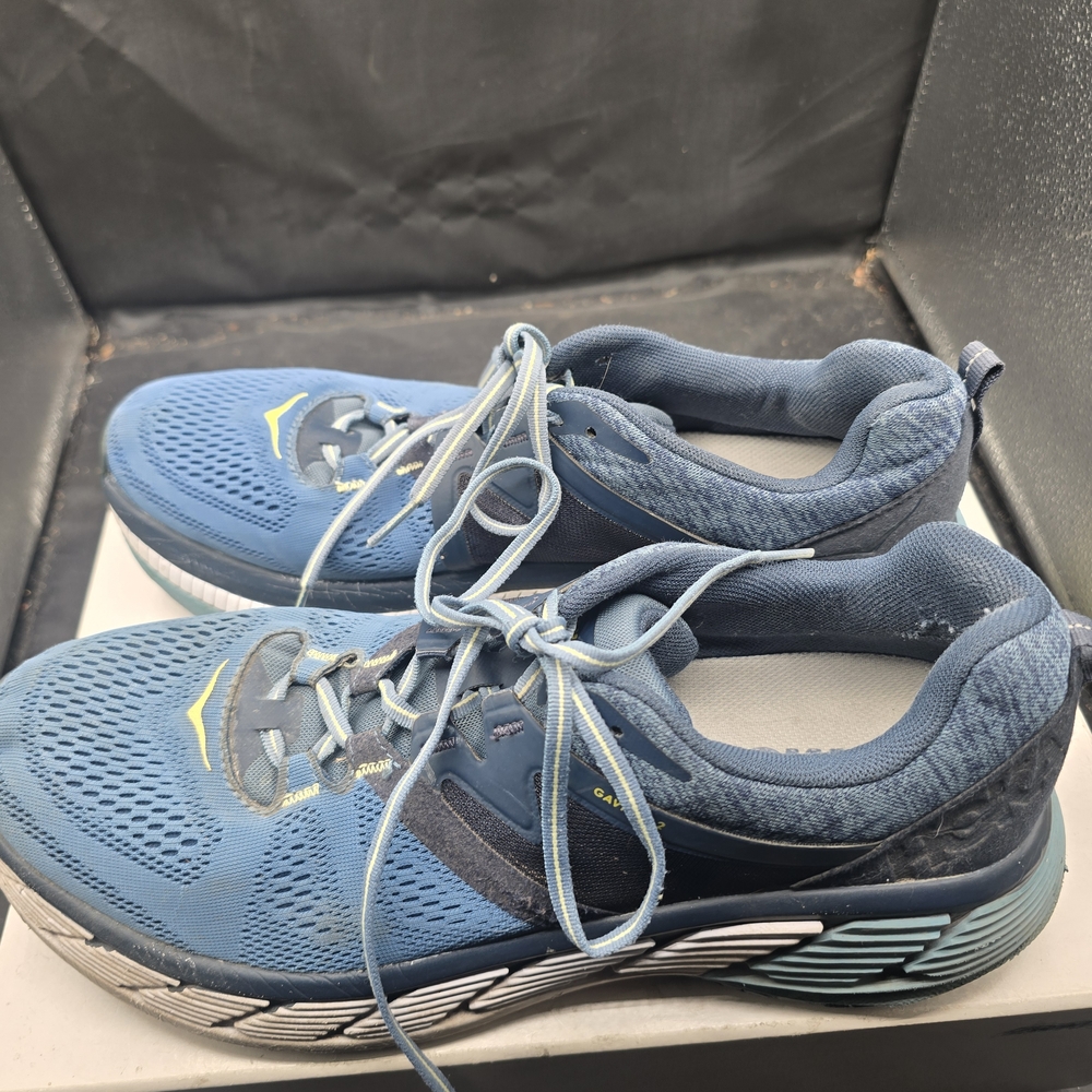 Hoka One One Gaviota 2 in Navy and Light Blue - Picture 2 of 9